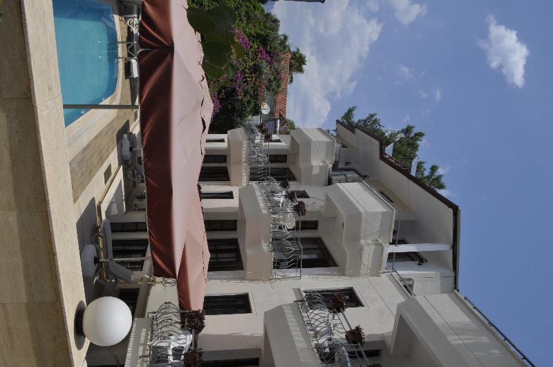 Kemer Suites Экстерьер фото